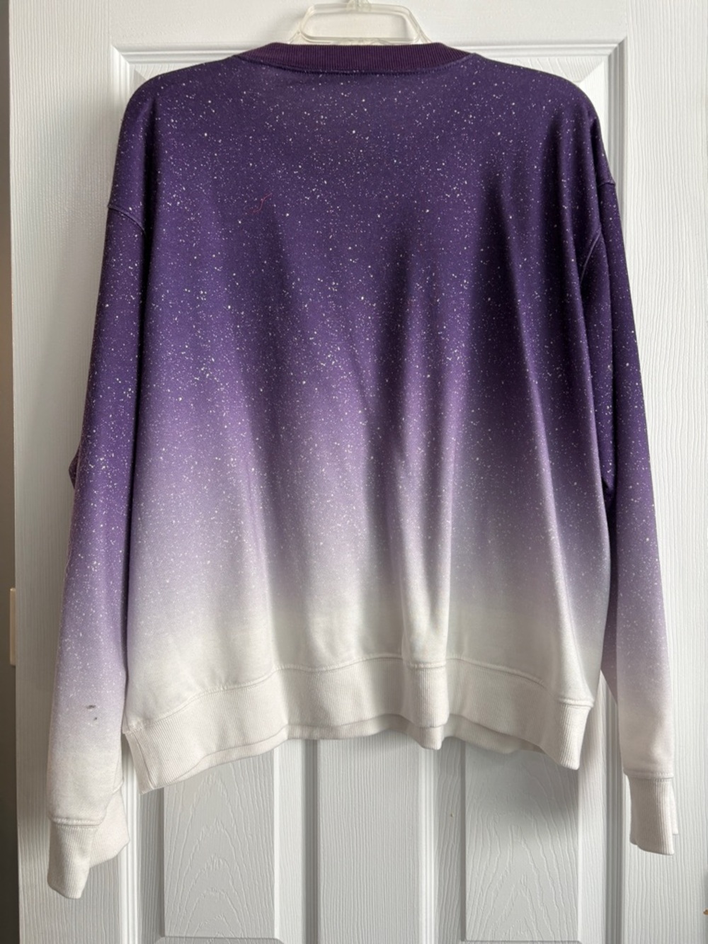 Source Unknown Purple to White Ombre Speckled Sweatshirt - Picture 2 of 2